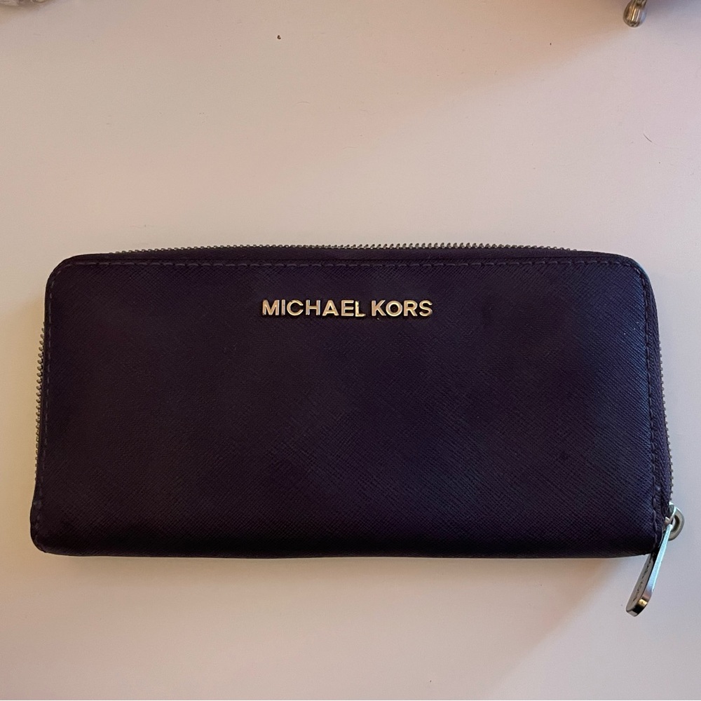 Micheal Kors wallet